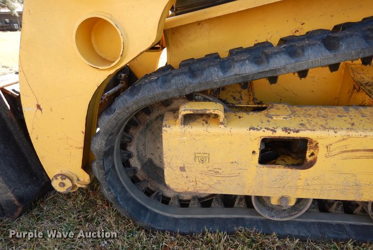 image for item DI8635 2017 Yanmar T175-1  tracked skid steer loader