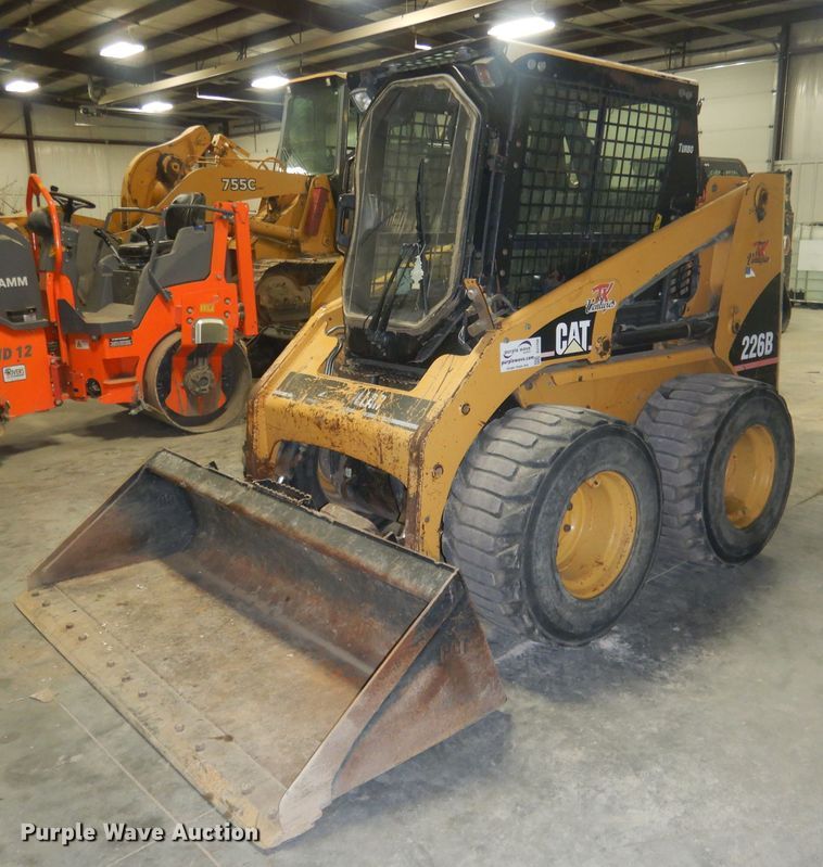 image for item DJ1250 2005 Caterpillar 226B  skid steer loader