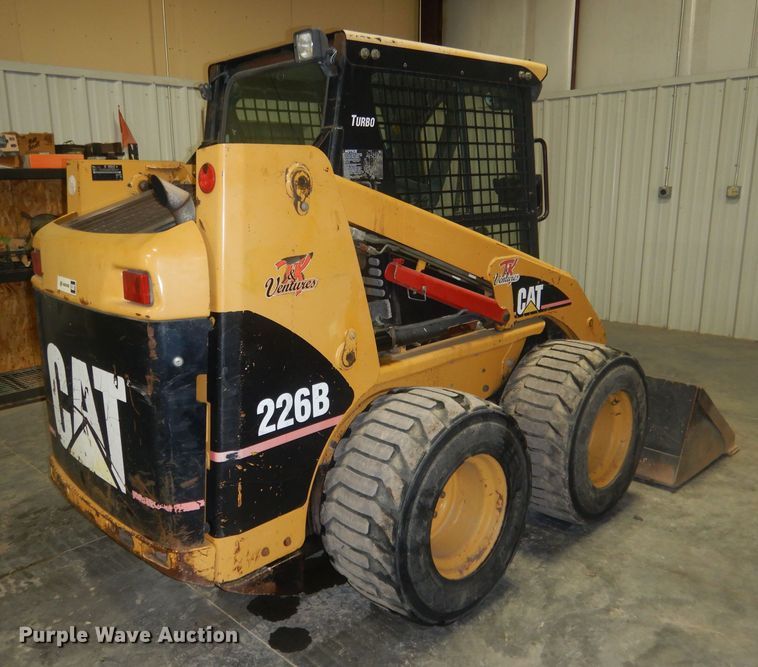 image for item DJ1250 2005 Caterpillar 226B  skid steer loader