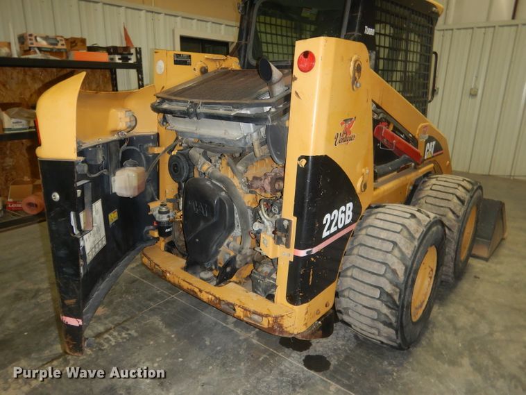 image for item DJ1250 2005 Caterpillar 226B  skid steer loader