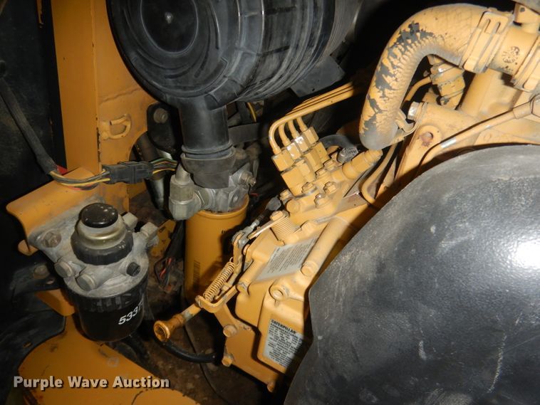 image for item DJ1250 2005 Caterpillar 226B  skid steer loader