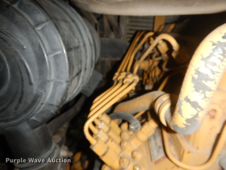 image for item DJ1250 2005 Caterpillar 226B  skid steer loader