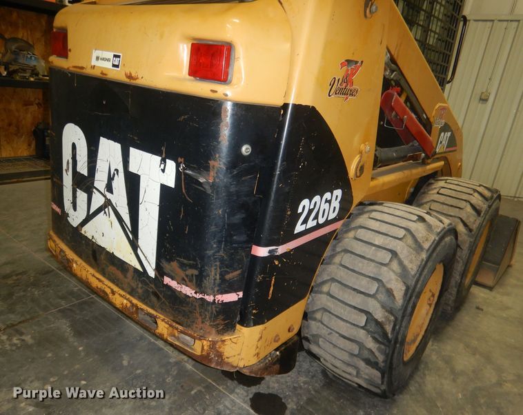 image for item DJ1250 2005 Caterpillar 226B  skid steer loader