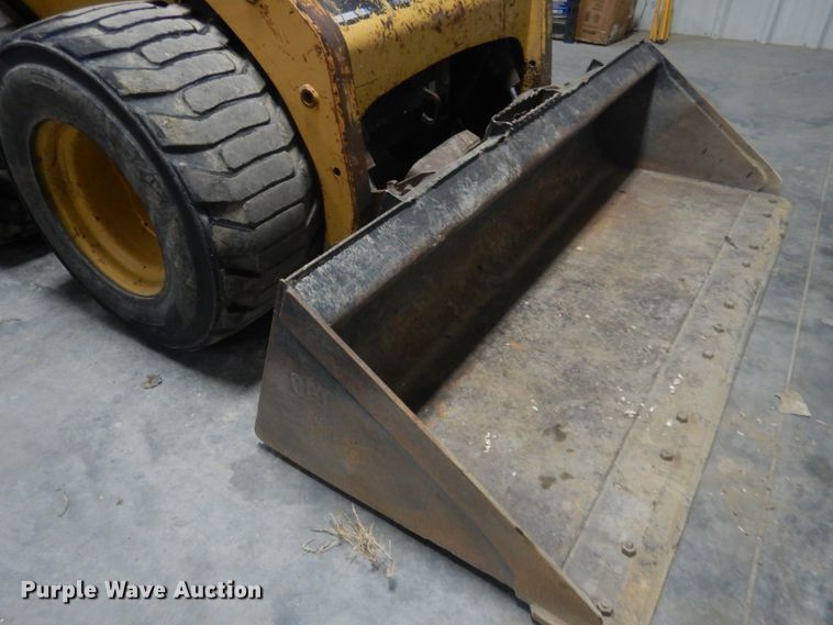 image for item DJ1250 2005 Caterpillar 226B  skid steer loader