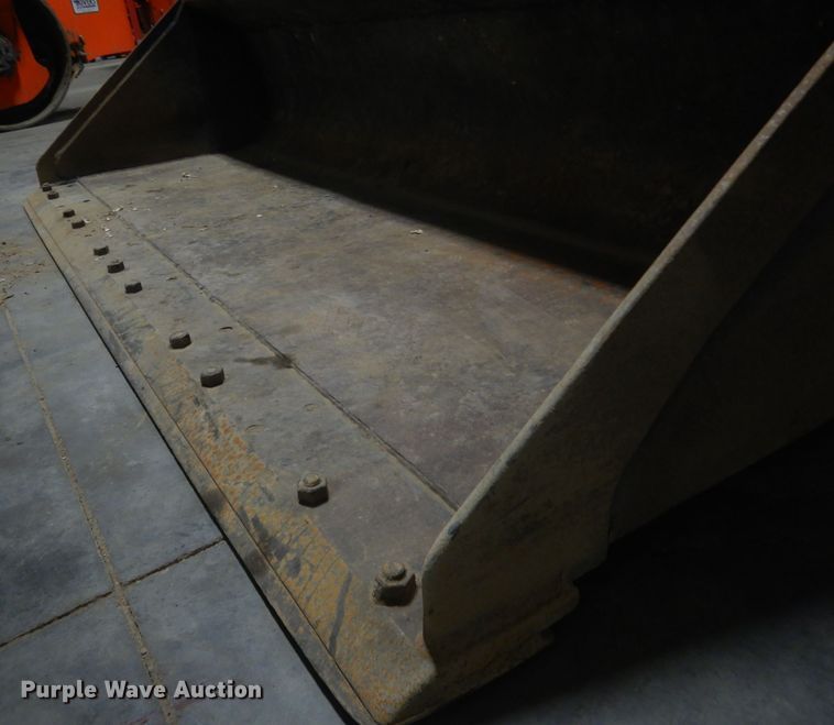 image for item DJ1250 2005 Caterpillar 226B  skid steer loader