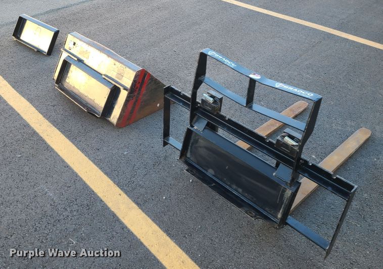 image for item DJ1690 Toro Dingo  compact utility loader