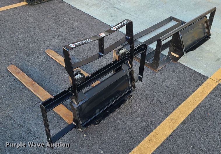 image for item DJ1690 Toro Dingo  compact utility loader