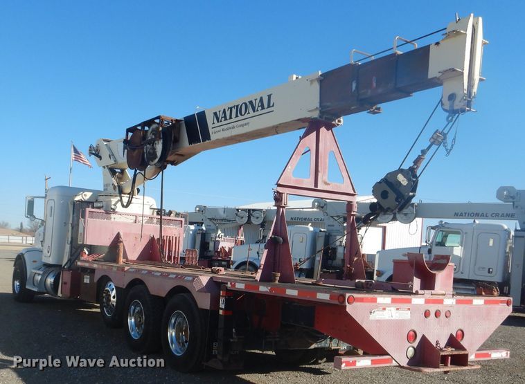 image for item DJ8925 2012 Peterbilt 365  crane truck