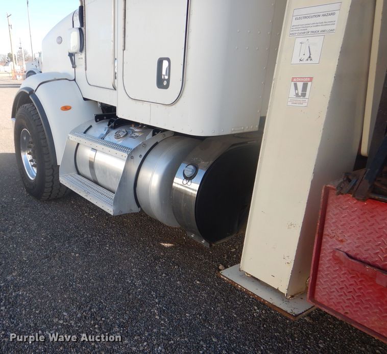 image for item DJ8925 2012 Peterbilt 365  crane truck