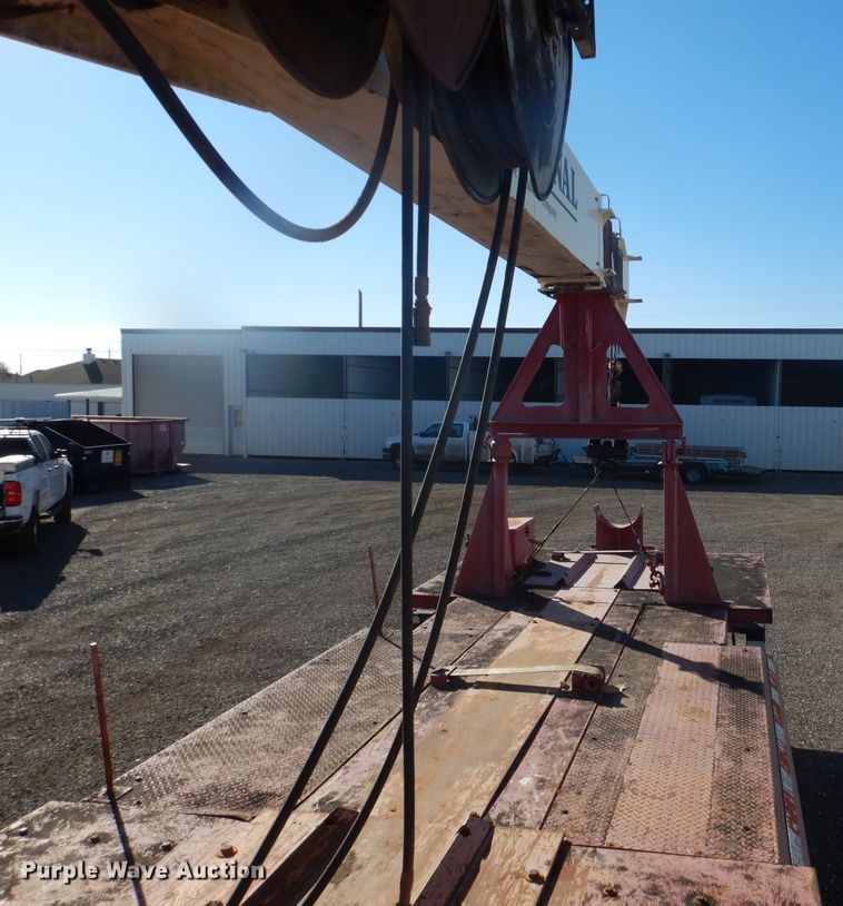 image for item DJ8925 2012 Peterbilt 365  crane truck