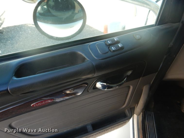 image for item DJ8925 2012 Peterbilt 365  crane truck