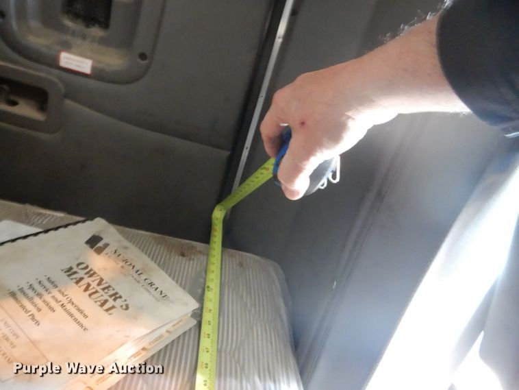 image for item DJ8925 2012 Peterbilt 365  crane truck