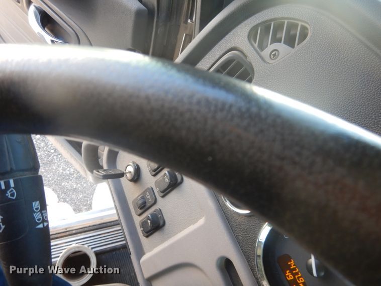 image for item DJ8925 2012 Peterbilt 365  crane truck