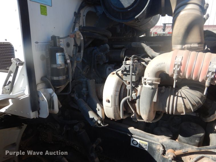 image for item DJ8925 2012 Peterbilt 365  crane truck