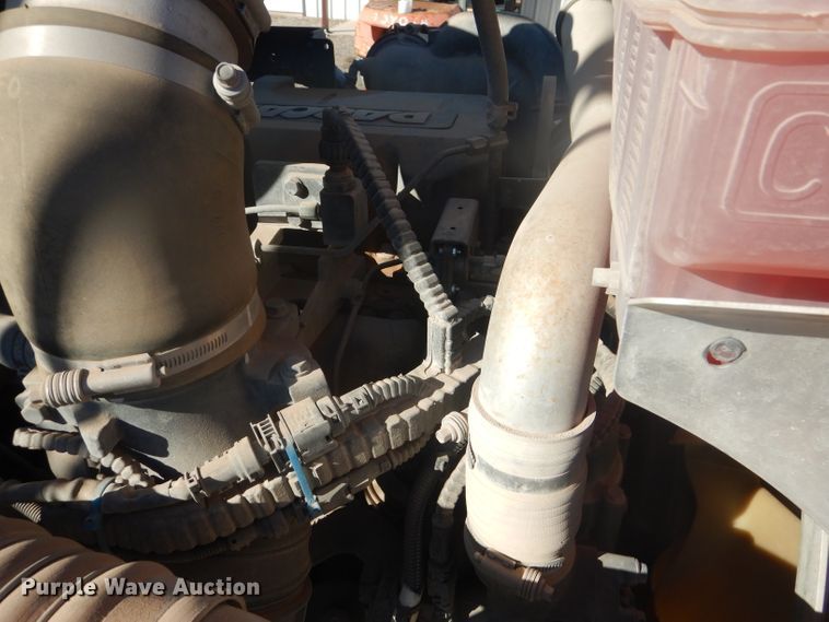 image for item DJ8925 2012 Peterbilt 365  crane truck