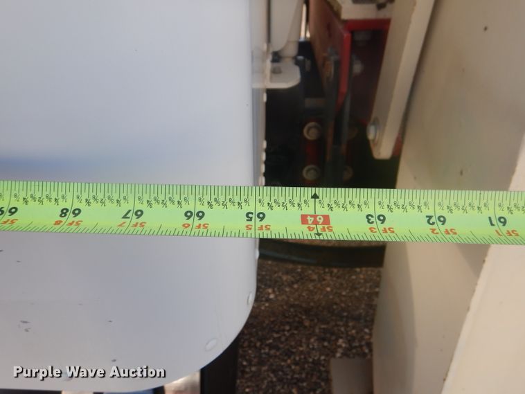 image for item DJ8925 2012 Peterbilt 365  crane truck