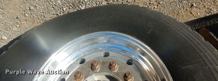 image for item DJ8925 2012 Peterbilt 365  crane truck