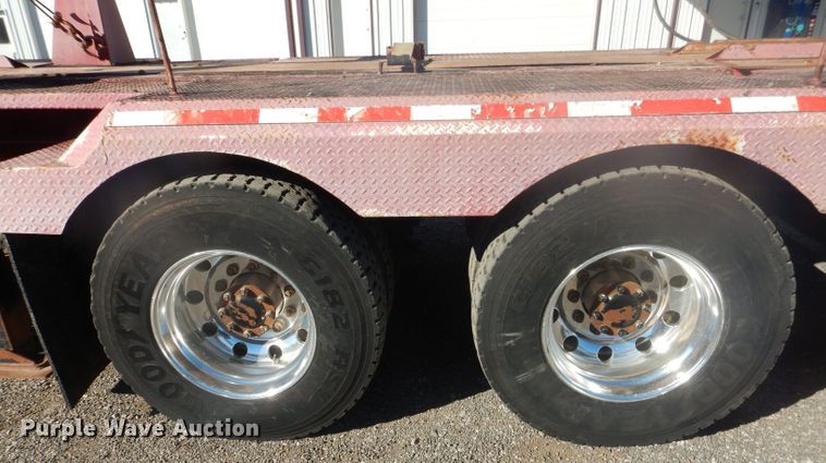 image for item DJ8925 2012 Peterbilt 365  crane truck