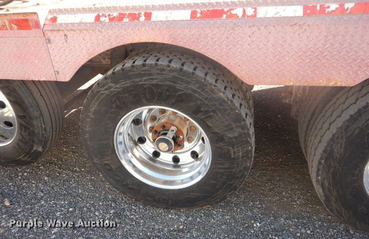 image for item DJ8925 2012 Peterbilt 365  crane truck