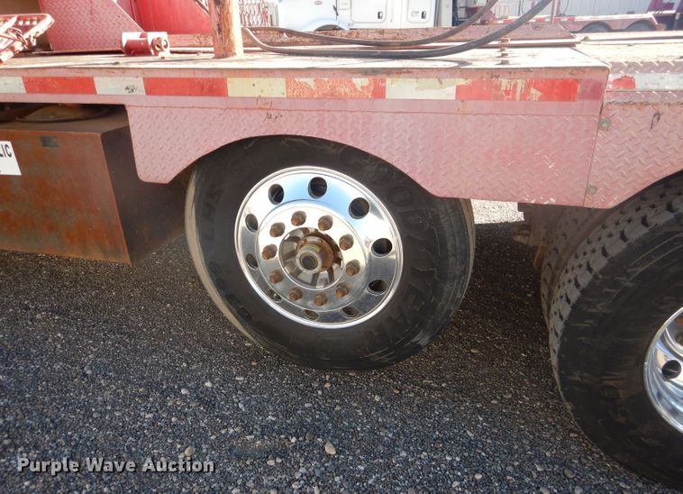 image for item DJ8925 2012 Peterbilt 365  crane truck