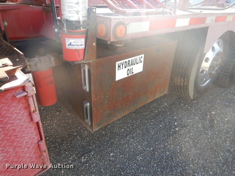 image for item DJ8925 2012 Peterbilt 365  crane truck