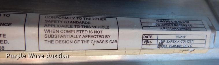 image for item DJ8925 2012 Peterbilt 365  crane truck