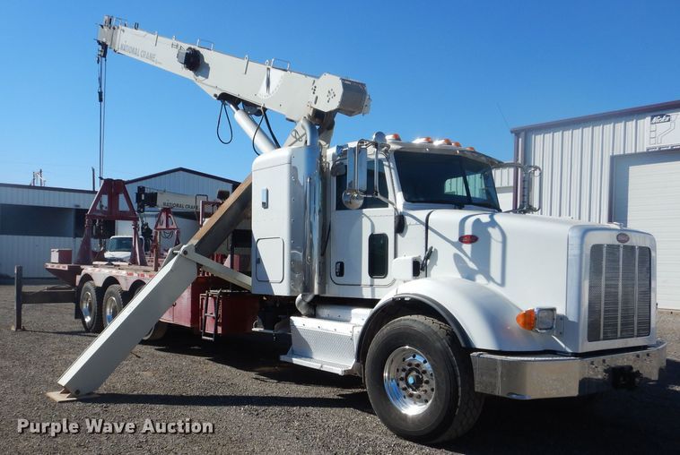 image for item DJ8926 2014 Peterbilt 365  crane truck