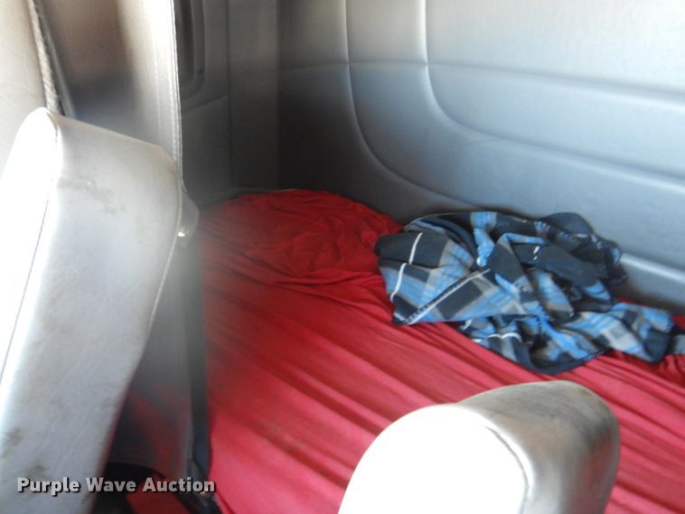 image for item DJ8926 2014 Peterbilt 365  crane truck