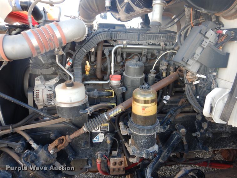 image for item DJ8926 2014 Peterbilt 365  crane truck