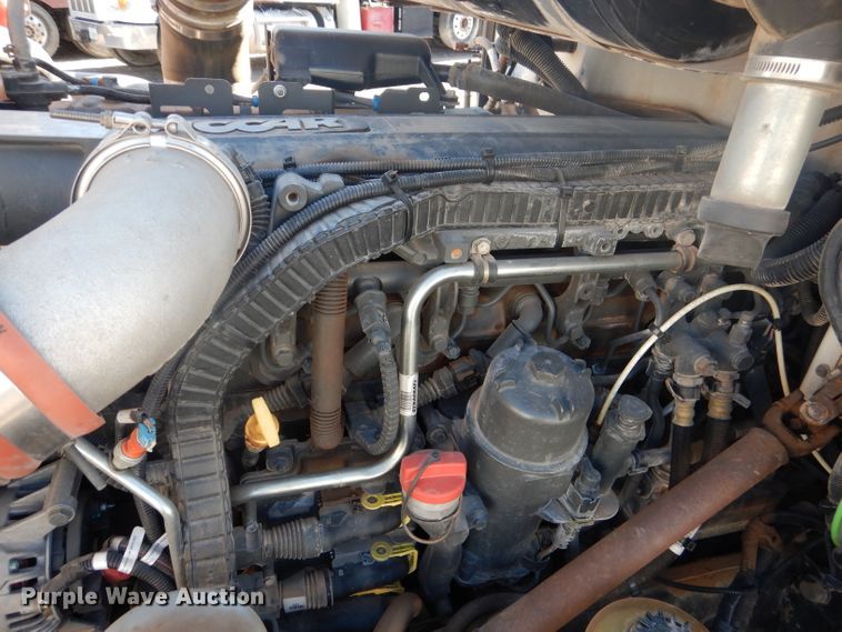 image for item DJ8926 2014 Peterbilt 365  crane truck