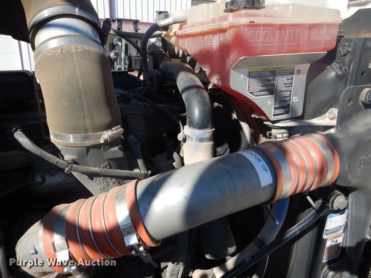 image for item DJ8926 2014 Peterbilt 365  crane truck