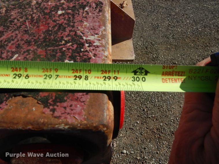 image for item DJ8926 2014 Peterbilt 365  crane truck