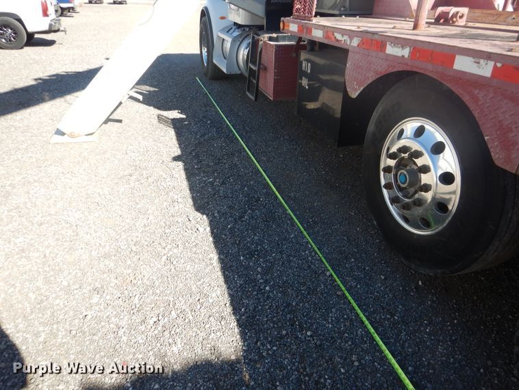 image for item DJ8926 2014 Peterbilt 365  crane truck