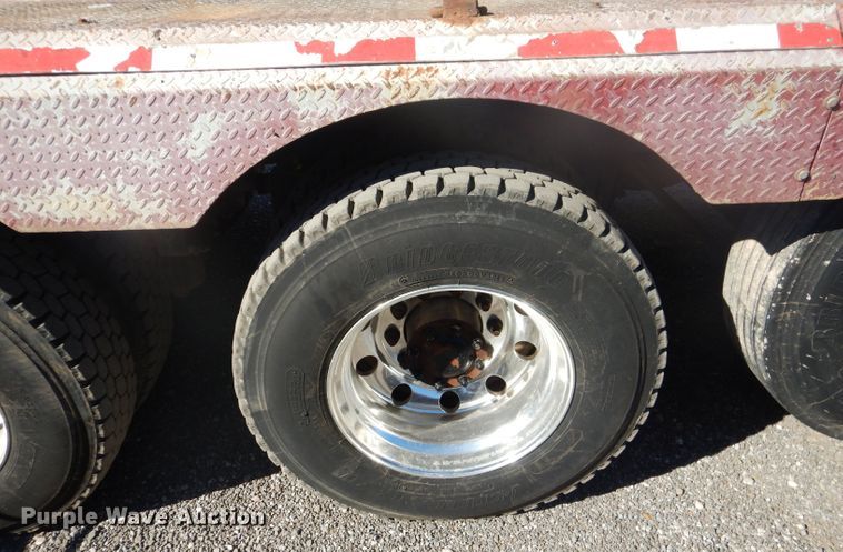 image for item DJ8926 2014 Peterbilt 365  crane truck