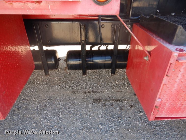 image for item DJ8927 2015 Peterbilt 365  crane truck