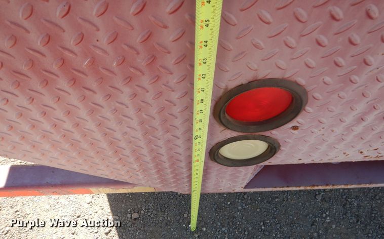 image for item DJ8927 2015 Peterbilt 365  crane truck