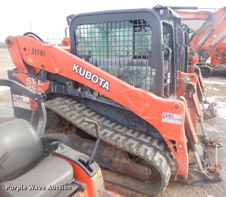 image for item DK3484 Kubota SVL 95-2S  tracked skid steer loader
