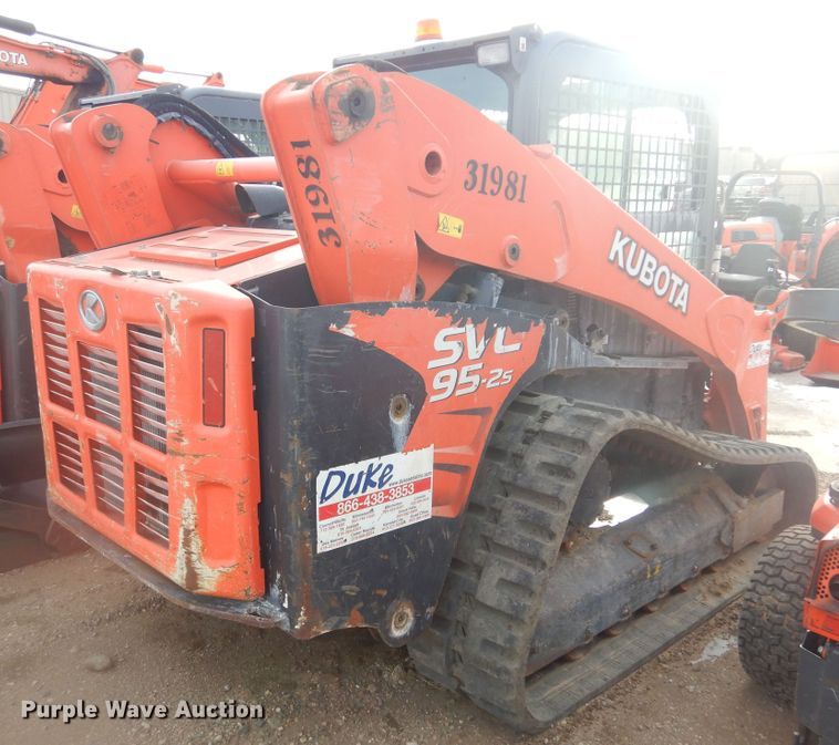 image for item DK3484 Kubota SVL 95-2S  tracked skid steer loader