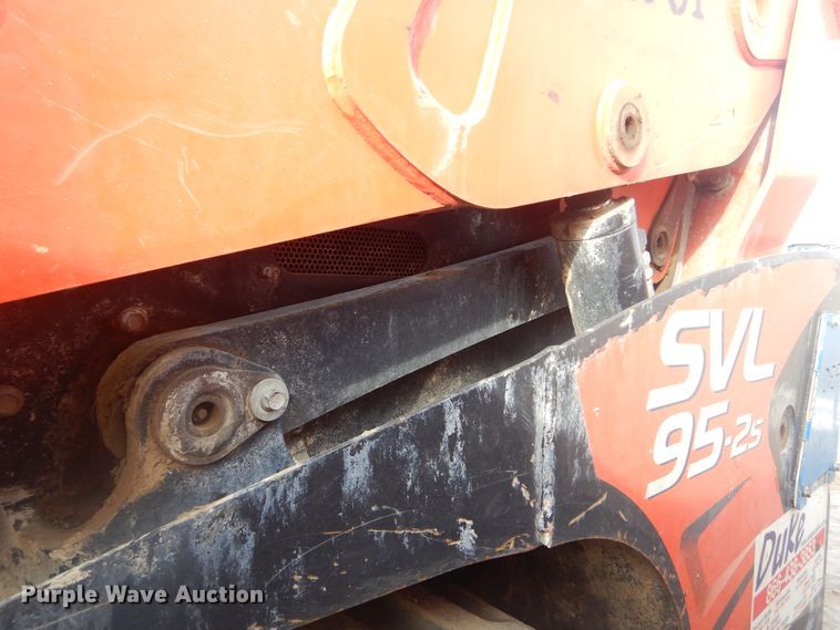 image for item DK3484 Kubota SVL 95-2S  tracked skid steer loader