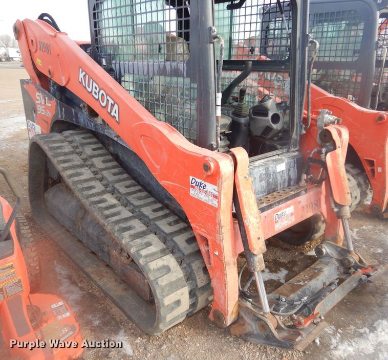 image for item DK3484 Kubota SVL 95-2S  tracked skid steer loader