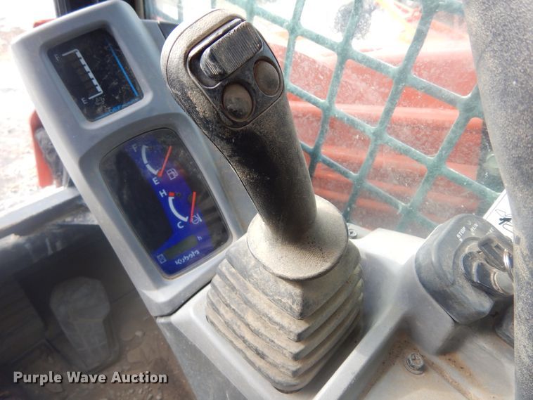 image for item DK3484 Kubota SVL 95-2S  tracked skid steer loader