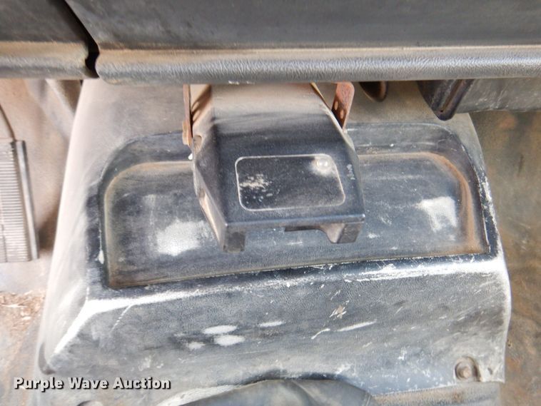 image for item DK8714 2000 GMC C7500  dump truck