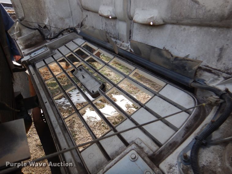 image for item DK8714 2000 GMC C7500  dump truck