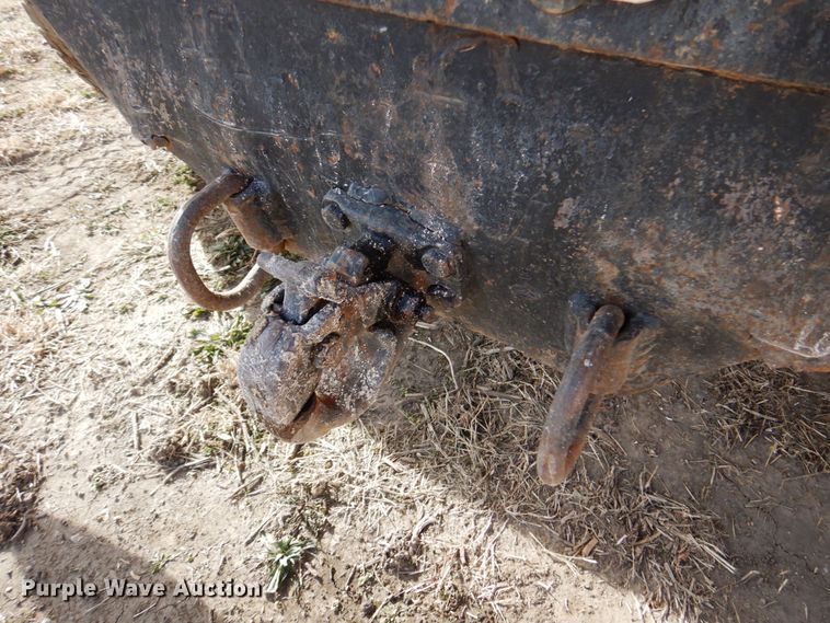 image for item DK8714 2000 GMC C7500  dump truck