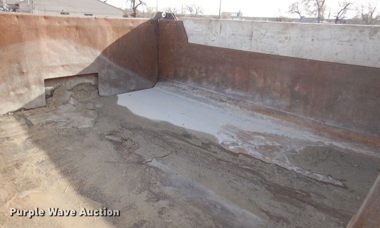 image for item DK8714 2000 GMC C7500  dump truck