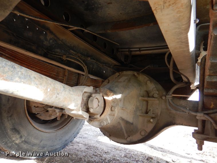 image for item DK8714 2000 GMC C7500  dump truck