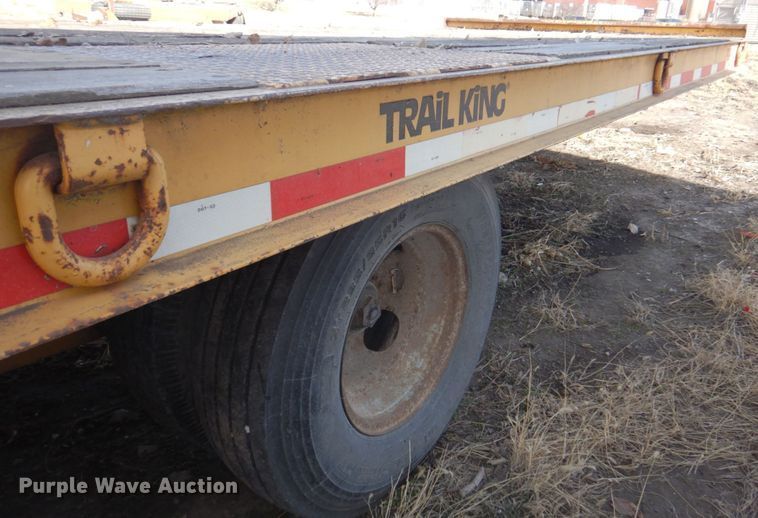 image for item DK8715 2002 Trail King TK20-2400  equipment trailer