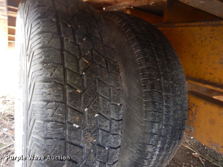 image for item DK8715 2002 Trail King TK20-2400  equipment trailer