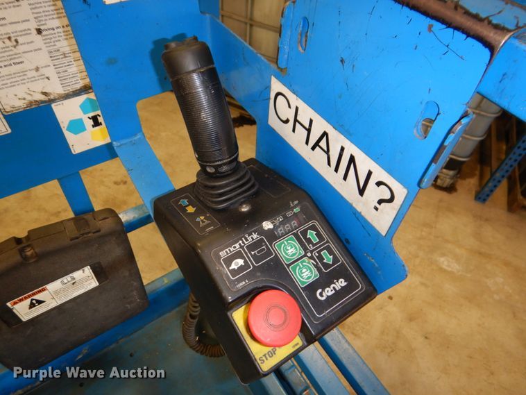 image for item DK8736 2012 Genie GS1930  scissor lift