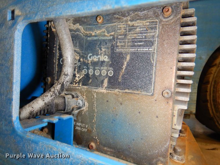 image for item DK8736 2012 Genie GS1930  scissor lift